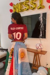Suzy Cortez in a QFA Jersey 11/26/2022