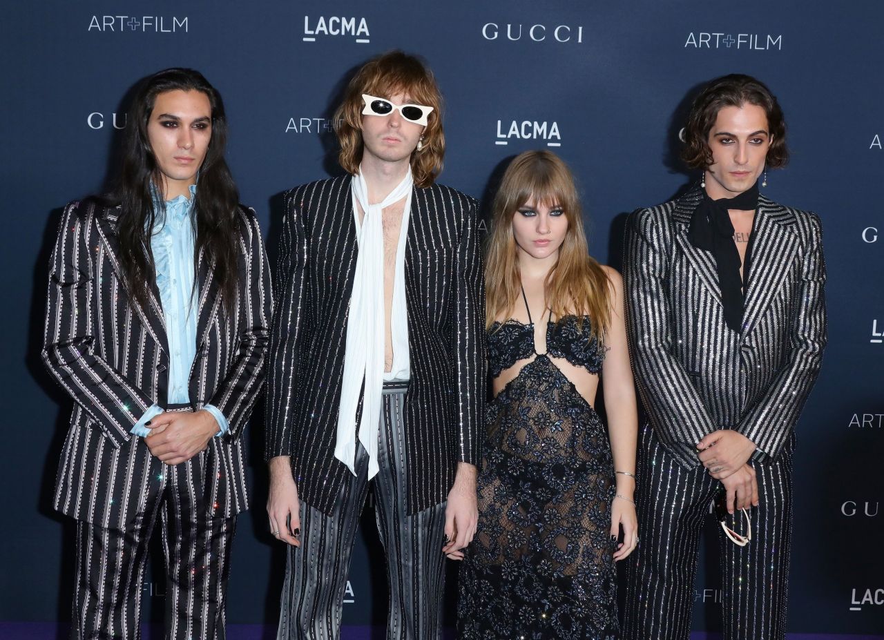 Victoria De Angelis (Måneskin) – LACMA Art + Film Red Carpet in Los ...