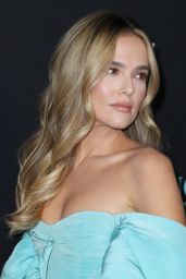 Zoey Deutch    Something From Tiffany s  Premiere in Los Angeles 11 29 2022   - 64