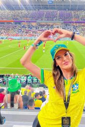 Alessandra Ambrosio - Cheers for her Team at World Cup 12/09/2022