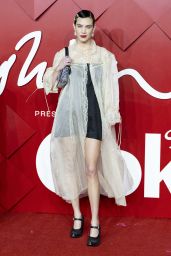 Alexa Chung – Fashion Awards 2022 in London