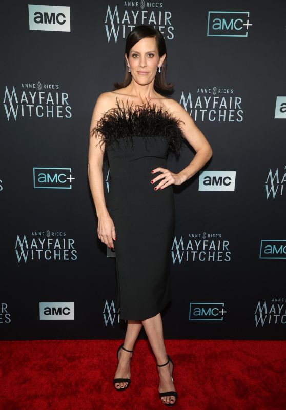 Annabeth Gish -“Mayfair Witches” Premiere in Los Angeles 12/07/2022