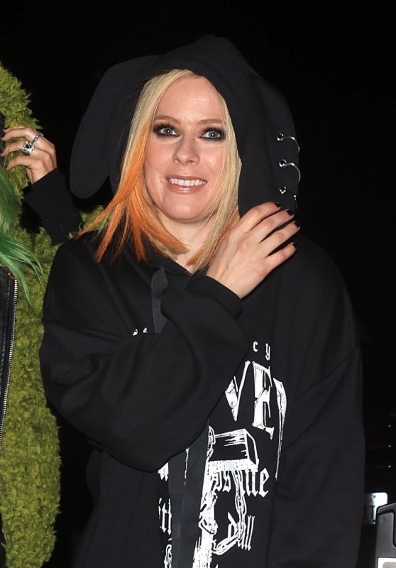 Avril Lavigne at Giorgio Baldi in Santa Monica 12/17/2022