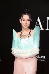 Bella Poarch – UNFORGETTABLE: The 20th Annual Asian American Awards in Beverly Hills 12/17/2022