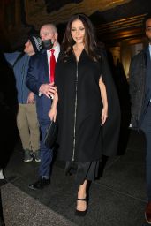 Catherine Zeta-Jones in a Black Overcoat and Matching Leather Chanel Bag in New York 12/08/2022