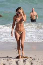 Chantel Jeffries in a Bikini in Miami Beach 12/03/2022