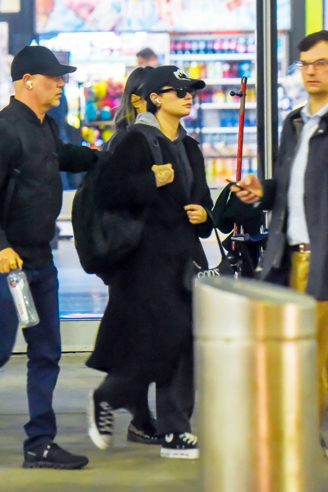 Demi Lovato - Out In New York 12/08/2022 • CelebMafia