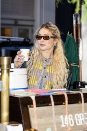 Gigi Hadid - Visiting Her Clothing Store Guest in Residence in NYC 12/09/2022