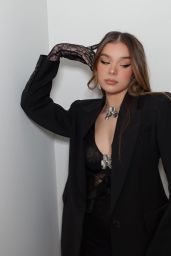 Hailee Steinfeld   Photo Shoot December 2022   - 45