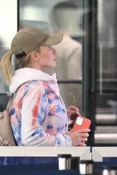 Hayden Panettiere at LAX Airport in Los Angeles 12/06/2022