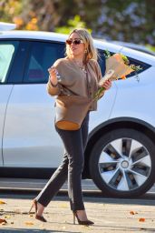 Hilary Duff and Matthew Kona in Studio City 12 09 2022   - 34