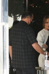 Jennifer Lopez at XIV Karats Store in Bevrly Hills 12/23/2022