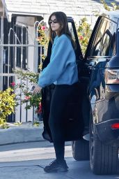 Kaia Gerber - Out in Los Feliz 12/08/2022