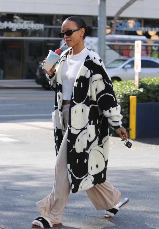 Karrueche Tran in a Pair of Cozy Sweatpants and Cropped White Top   West Hollywood 12 07 2022   - 64