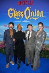 Kate Hudson – “Glass Onion” Premiere in Paris 12/15/2022