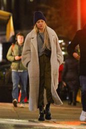 Kate Hudson in a Big Cozy Coat - NYC 12/14/2022