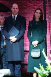 Kate Middleton - Formally Kicks Off the Earthshot Celebrations by Lighting up Boston City Hall 11/30/2022