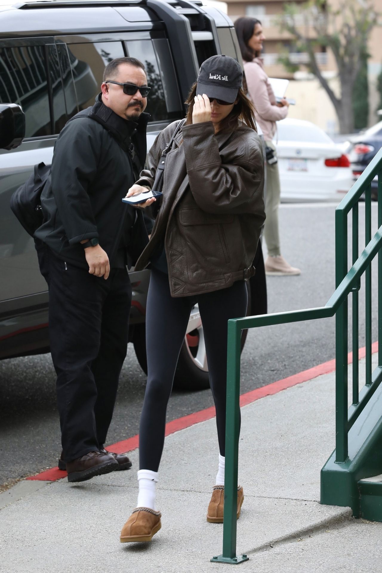 Kendall Jenner - Out in Beverly Hills 12/01/2022 • CelebMafia
