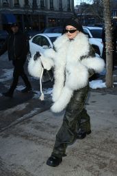 Kylie Jenner – Shopping in Aspen 12/10/2022