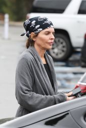 Lisa Rinna - Out in Studio City 12/29/2022