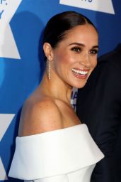 Meghan Markle and Prince Harry   Robert F  Kennedy Human Rights Ripple of Hope Awards Gala in New York 12 06 2022   - 95