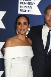 Meghan Markle and Prince Harry   Robert F  Kennedy Human Rights Ripple of Hope Awards Gala in New York 12 06 2022   - 23