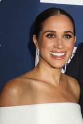 Meghan Markle and Prince Harry   Robert F  Kennedy Human Rights Ripple of Hope Awards Gala in New York 12 06 2022   - 44