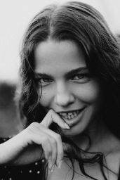 Olga Obumova - Photo Shoot December 2022