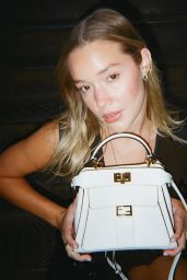 Olivia Ponton - Fendi Peekaboo Bag 2022