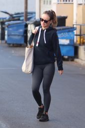 Olivia Wilde in Workout Outfut in Studio City 12 14 2022   - 95