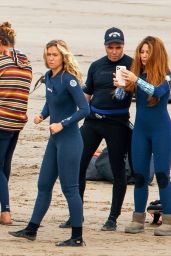 Shakira - Surfing in Cantabria 11/29/2022