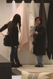 Sharon Osbourne at James Perse in Beverly Hills 12/19/2022