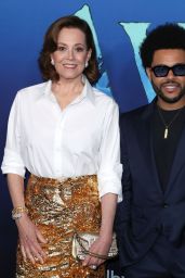 Sigourney Weaver – “Avatar: The Way of Water” Premiere in Los Angeles 12/12/2022