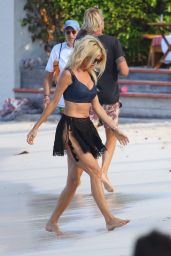 Victoria Silvstedt at the Beach in St. Barts 12/20/2022