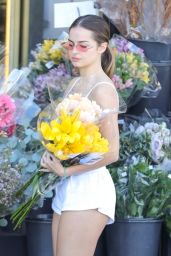 Addison Rae in Workout Clothes - Stops to Buy Flowers in Hollywood 01/17/2023