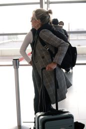 Amy Robach - Arriving to JFK Airport in New York 01/24/2023