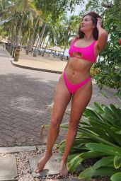 Blanca Blanco in a Pink Bikini on Vacation in Bonaire 01/24/2023