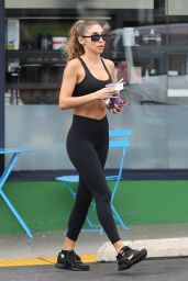 Chantel Jeffries - Out in Los Angeles 01/19/2023