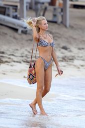 Christine Quinn in a Bikini on the Beach in St Barts 01/06/2023