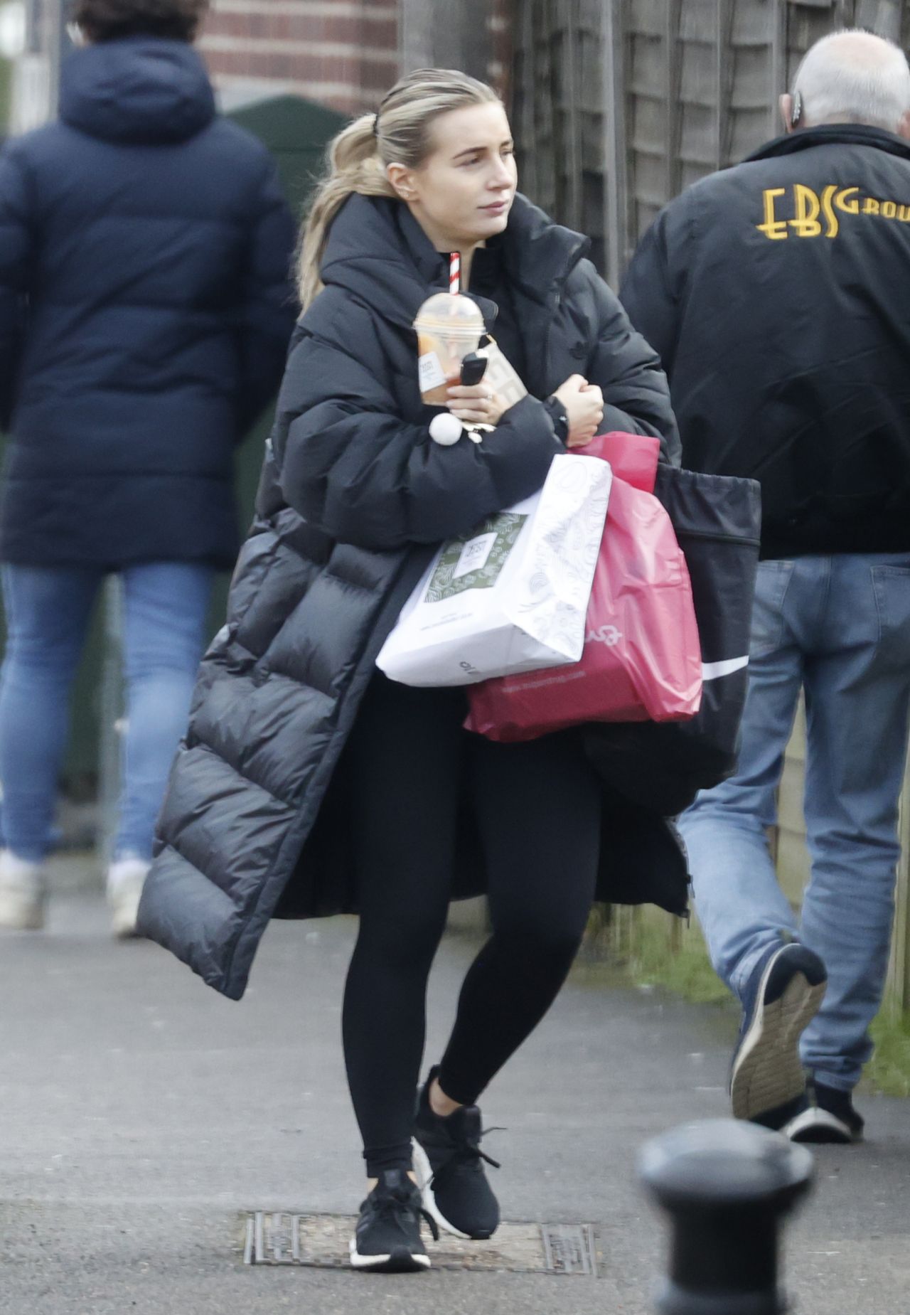 Dani Dyer steps out in Essex wearing £1,640 Gucci bag and £580