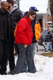 Hailey Rhode Bieber Winter Street Style – Aspen 01/01/2023