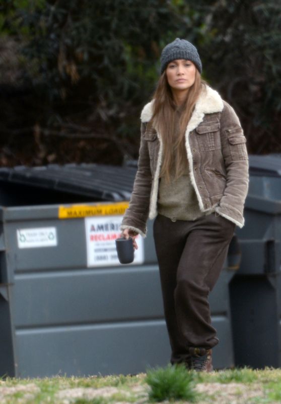 Jennifer Lopez - "The Mother" Filming Set in Los Angeles 01/19/2023