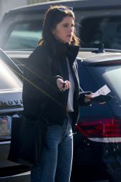 Katherine Schwarzenegger - Arrives at a Business Meeting in Brentwood 01/24/2023
