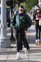 Kendall Jenner – Shopping in Silver Lake 01/05/2023