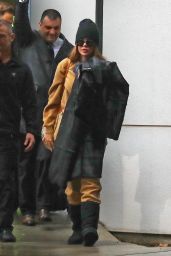 Kim Kardashian and Khloe Kardashian - Back in LA 01/09/2023