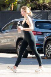 Kristen Bell in Workout Outfit in Los Feliz 01/21/2023