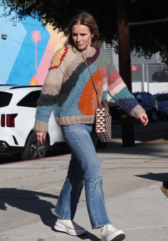 Kristen Bell - Out in Los Feliz 01/24/2023