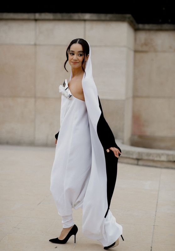 Lena Mahfouf – Stephane Rolland Haute Couture Show at Paris Fashion Week 01/24/2023