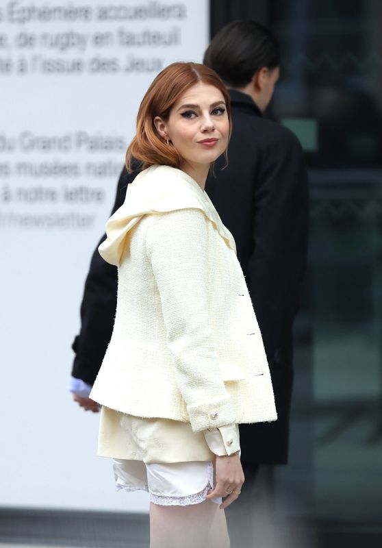 Lucy Boynton - Chanel Haute Couture Show at Paris Fashion Week 01/24/2023