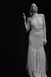 Margot Robbie - Golden Globes Photo Shoot January 2023